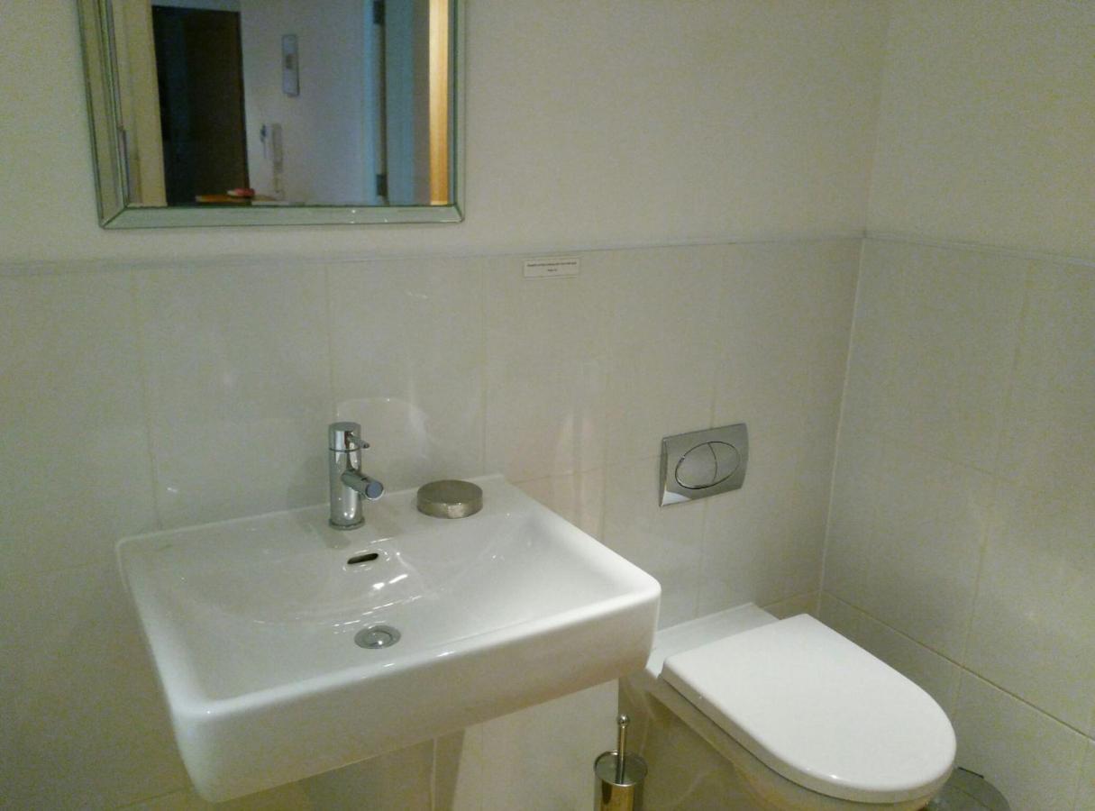 South Fistral Seaview 2-Bed Apartment นิวคีย์ ภายนอก รูปภาพ