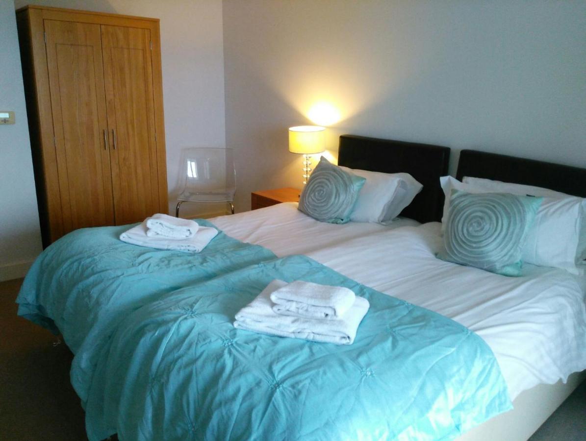 South Fistral Seaview 2-Bed Apartment นิวคีย์ ภายนอก รูปภาพ